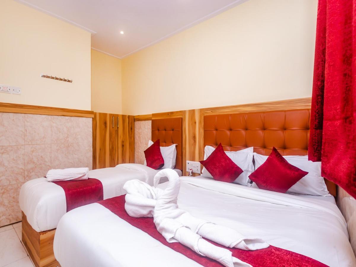 Aman Hotel Near Cst Mumbai Eksteriør bilde